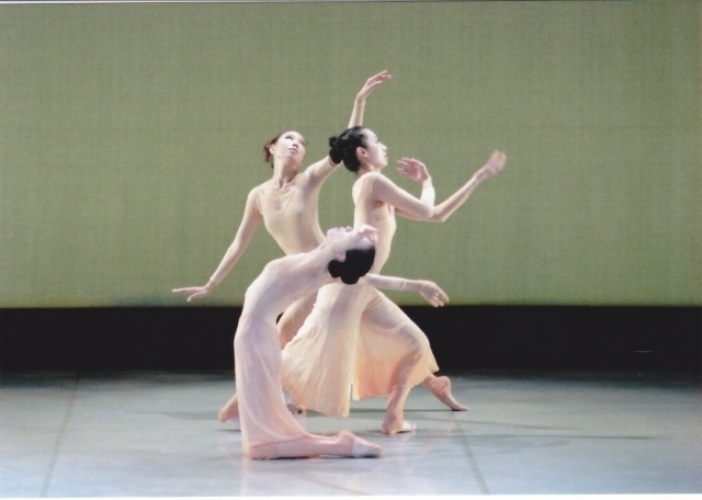 山田奈々子  モダンダンススタジオ