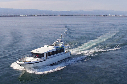 富山湾岸クルージング