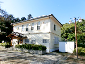 瑞穂町元狭山ふるさと思い出館（図書館）