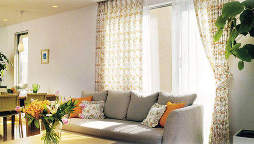 かーてんはうす