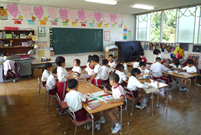 しろがね小室幼稚園