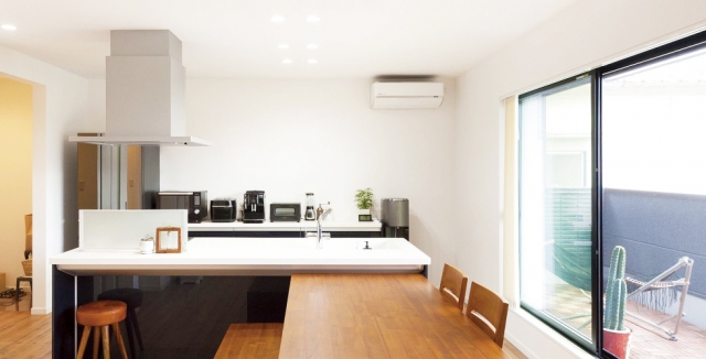 株式会社スズホーム