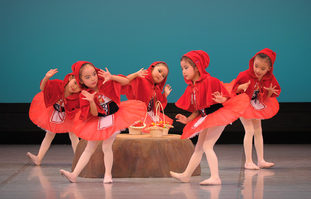 ゆりのきバレエスタジオ