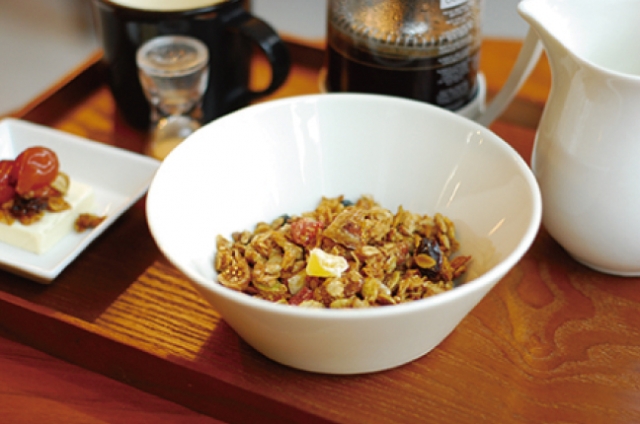 グラノーラ カクキウェンズデイ