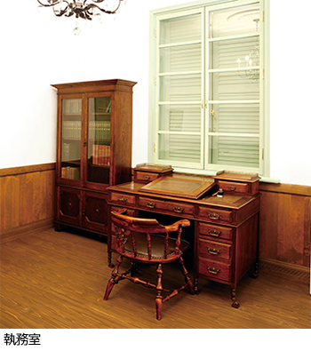 福井市グリフィス記念館