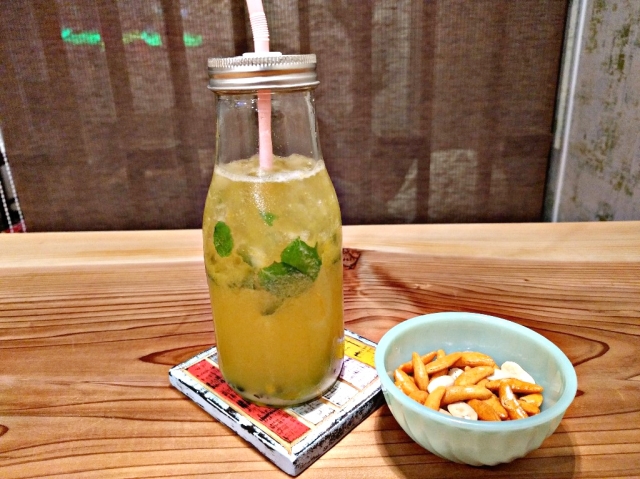 Green Smoothie × bar