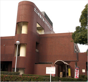 福岡県立北九州勤労青少年文化センター(北九州パレス)