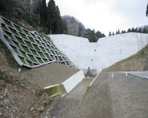 椛山建設株式会社