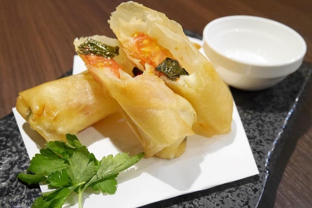 鉄板ダイニングあきもと