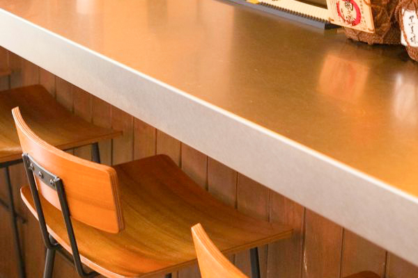 島バル bubble lounge