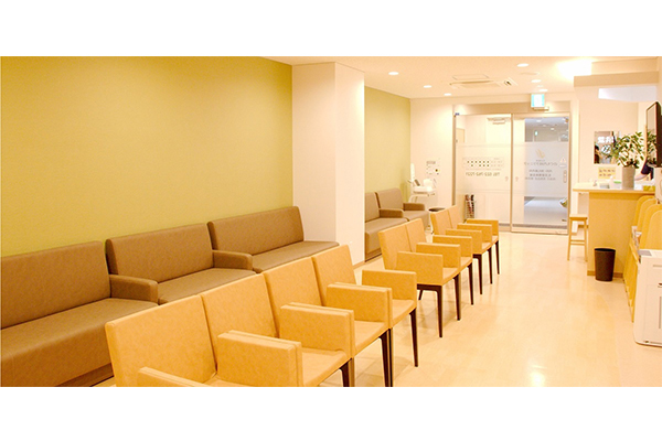 荒井駅前のぐち内科クリニック