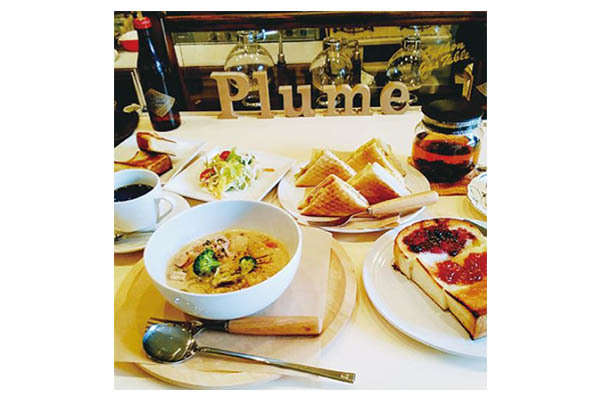 Toast&Caffe Plume