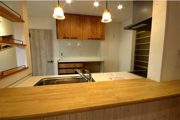 株式会社アサノ