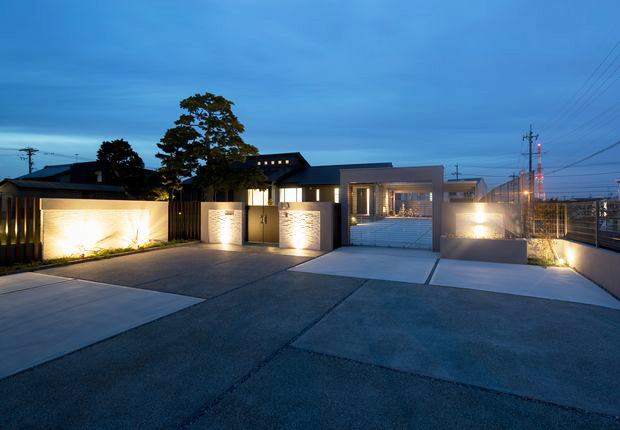 株式会社サンテリア