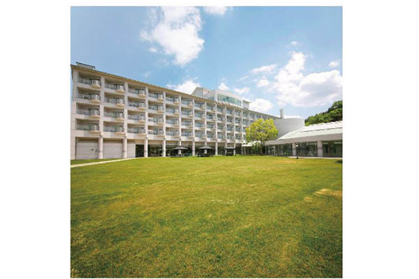 青山ガーデンリゾート ホテルローザブランカ