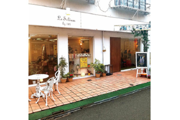 ル・シャロン by 114