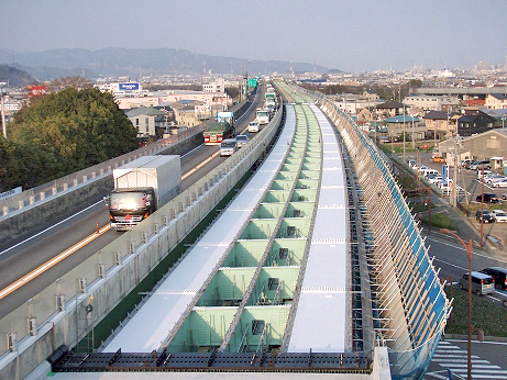 瀧上工業株式会社 本社