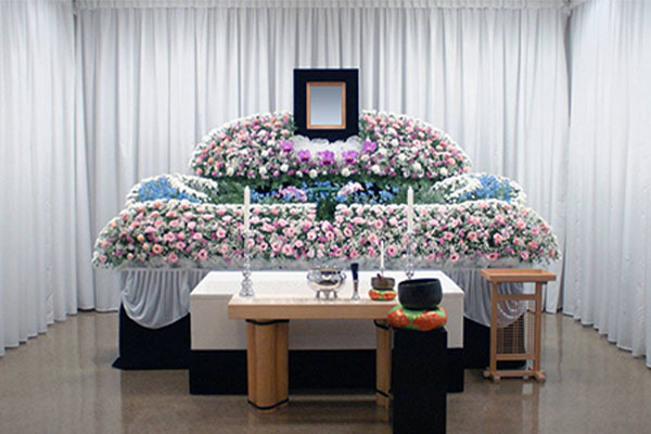 葬祭センター セレモハイネス株式会社