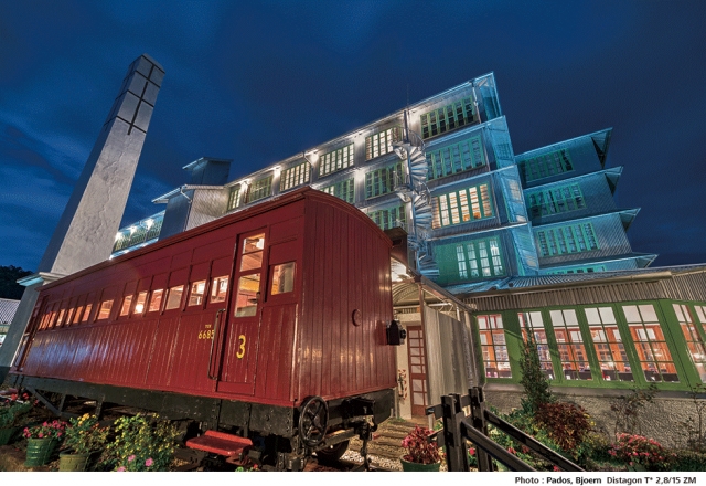 株式会社コシナ 本社