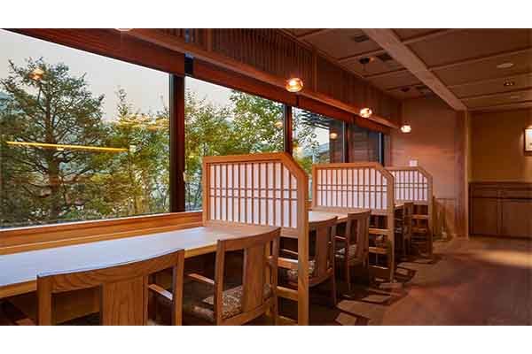 湯けむりの宿 雪の花