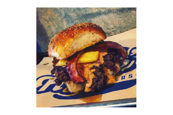 Hyoe's BURGERS+FRIES