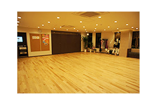 Dance College Higashino