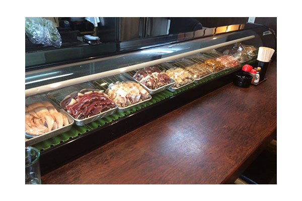 本格炭火焼鳥 味市場