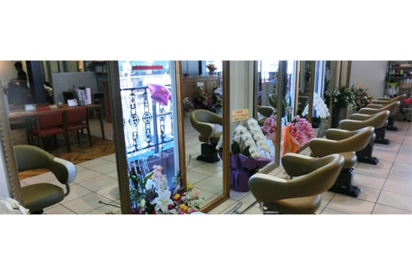 美容室 LAZZ-World LAZZ店