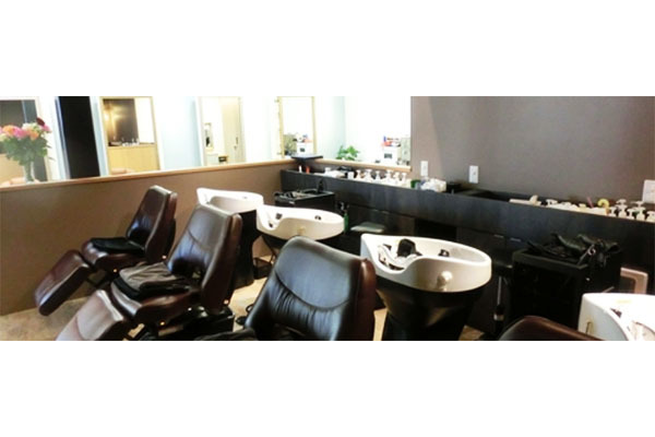 美容室 LAZZ-World LAZZ店