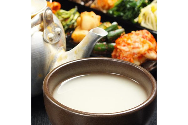 焼肉・ホルモン よつば