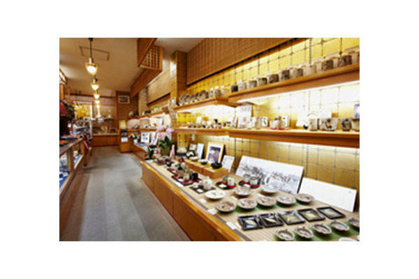 美術陶磁器の店 一番館