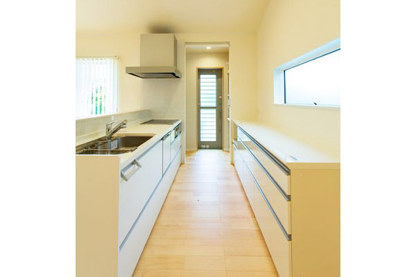 住まいのトミタ