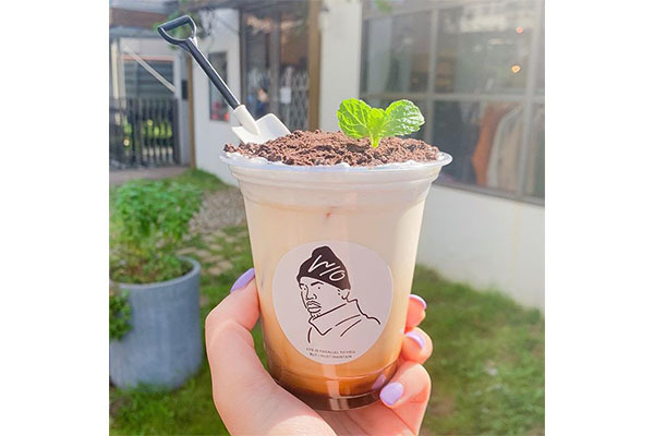 W/O STAND SHIMOKITA(ウィズ アウト スタンド 下北沢)