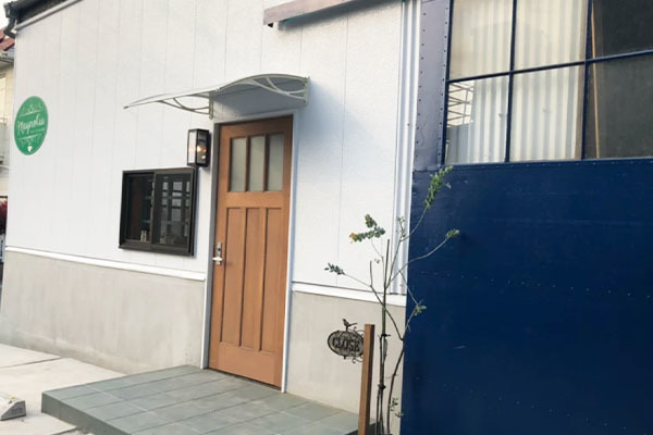 Cafe マグノリアの小径