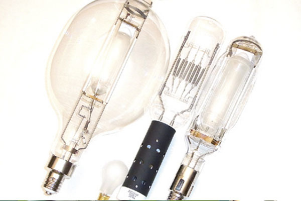 冨士電球工業株式会社 本社