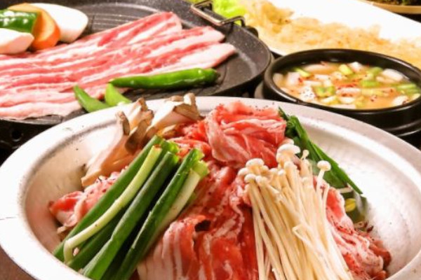 鶴橋の本場の韓国料理 ハチの家 大阪府大阪市生野区 居酒屋 E Navita イーナビタ 駅周辺 街のスポット情報検索サイト