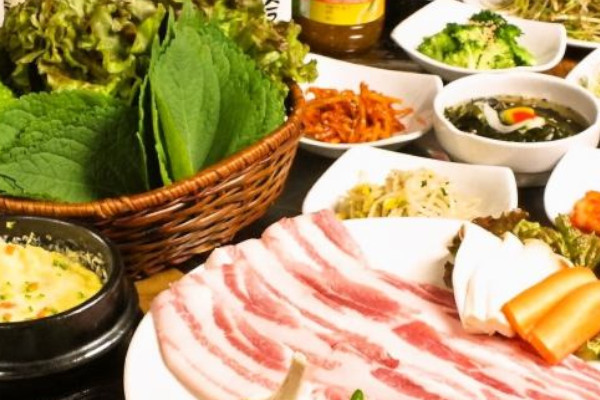 鶴橋の本場の韓国料理 ハチの家 大阪府大阪市生野区 居酒屋 E Navita イーナビタ 駅周辺 街のスポット情報検索サイト