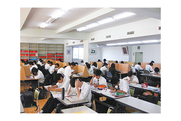 学校法人昌平学園 法人本部