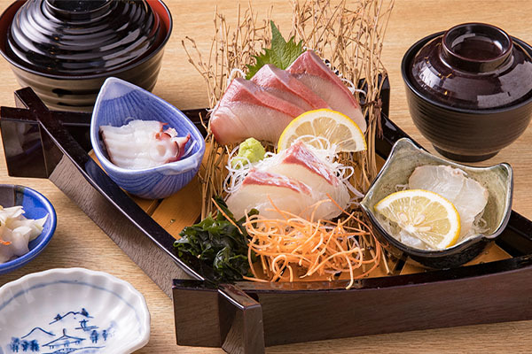 かつら亭 蒲刈店