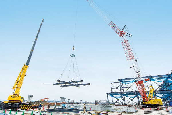 塩浜運送株式会社 本社・整備工場