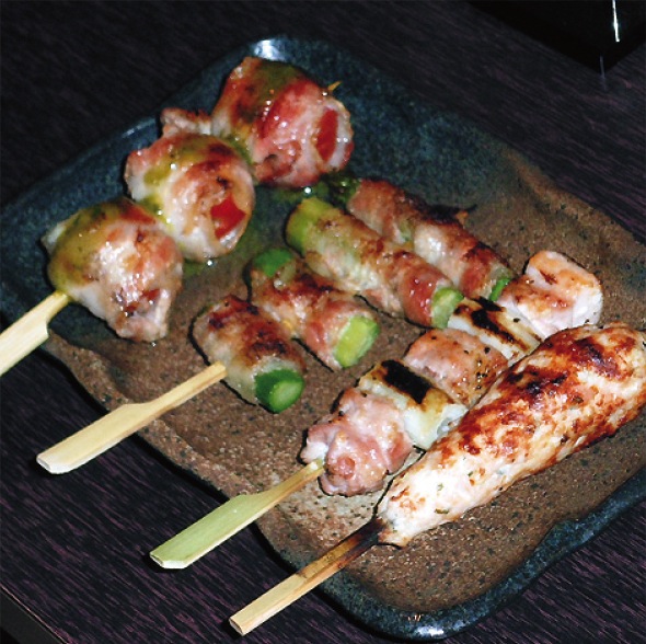 炭火串焼　鳥啓