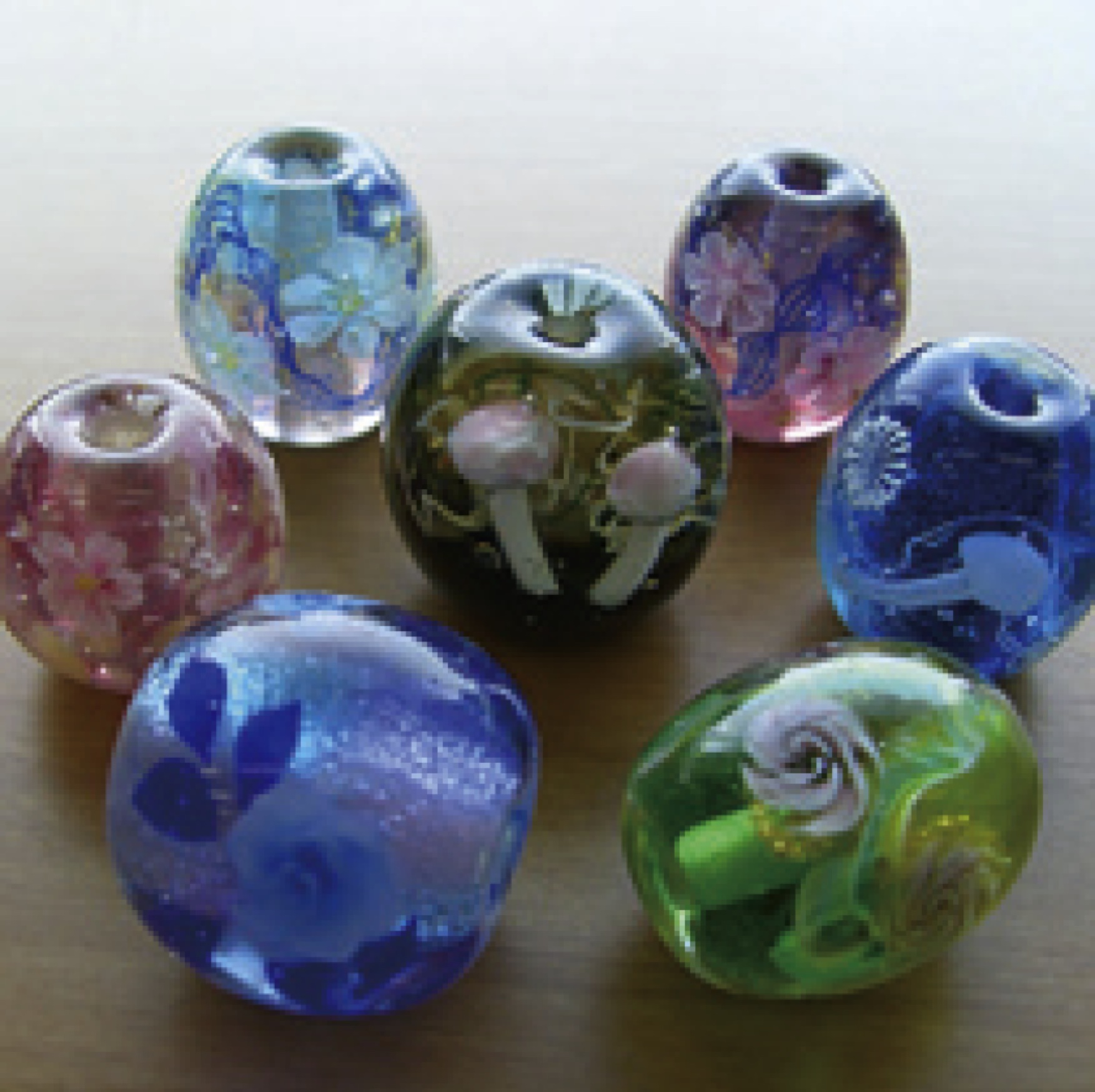 とんぼ玉と民芸和紙 大和屋