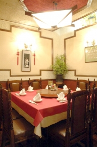 中国料理　佳耀亭