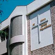 学校法人折尾愛真学園