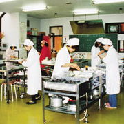 家庭の光料理専修学校
