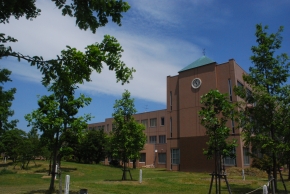 敬和学園大学