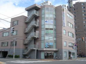 美園おかだ眼科