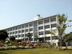 田川中学校