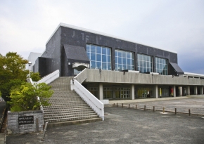 田川文化センター・田川青少年文化ホール