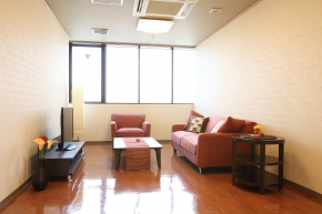 泉佐野会館 アイリス